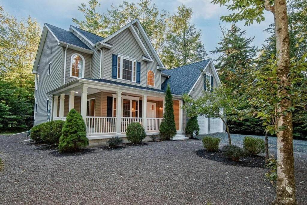 Luxury 4 Bedroom House In Pocono Mountains In Golf Course Near Lake Tobyhanna Kültér fotó