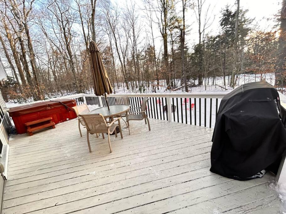 Luxury 4 Bedroom House In Pocono Mountains In Golf Course Near Lake Tobyhanna Kültér fotó