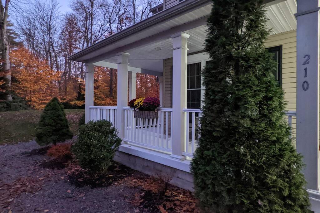Luxury 4 Bedroom House In Pocono Mountains In Golf Course Near Lake Tobyhanna Kültér fotó