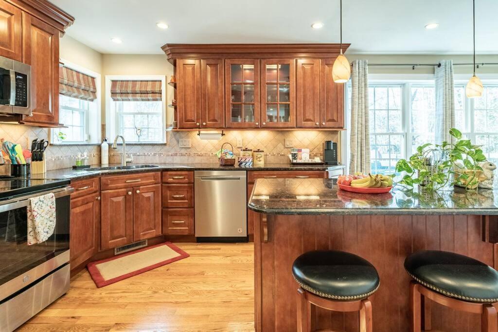 Luxury 4 Bedroom House In Pocono Mountains In Golf Course Near Lake Tobyhanna Kültér fotó